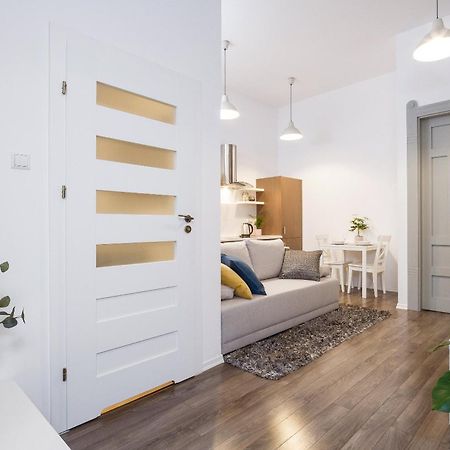 Main Station - 8 Rakowicka Street Apartment Krakow Exterior photo